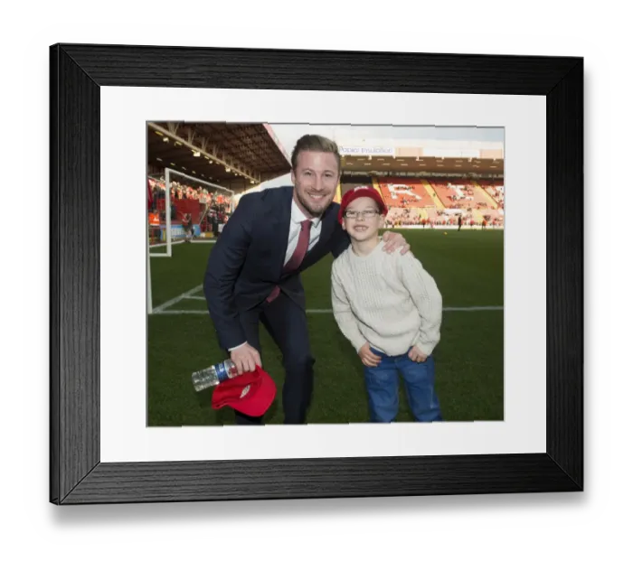 Framed Print : Intense Rivalry: Bristol City vs Preston North End Football Match at Ashton Gate (November 22, 2014) Framed Print : Intense Rivalry: Bristol City vs Preston North End Football Match at Ashton Gate (November 22, 2014)