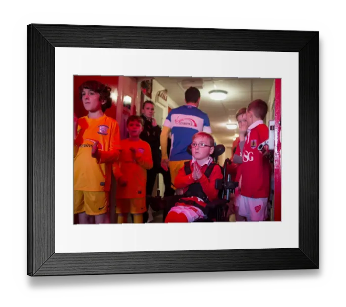 Framed Print : Bristol City FC: Oskar Pycroft Leads the Team Out Against Preston North End, Sky Bet League One, 2014