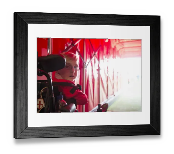 Framed Print : Oskar Pycroft Leads Bristol City FC in Sky Bet League One Match against Preston North End Framed Print : Oskar Pycroft Leads Bristol City FC in Sky Bet League One Match against Preston North End
