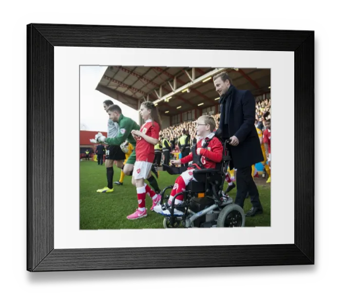 Framed Print : Bristol City FC: Oskar Pycroft and Wade Elliott Leading the Team Out at Ashton Gate - Sky Bet League One Match Against Preston North End (November 2014) Framed Print : Bristol City FC: Oskar Pycroft and Wade Elliott Leading the Team Out at Ashton Gate - Sky Bet League One Match Against Preston North End (November 2014)