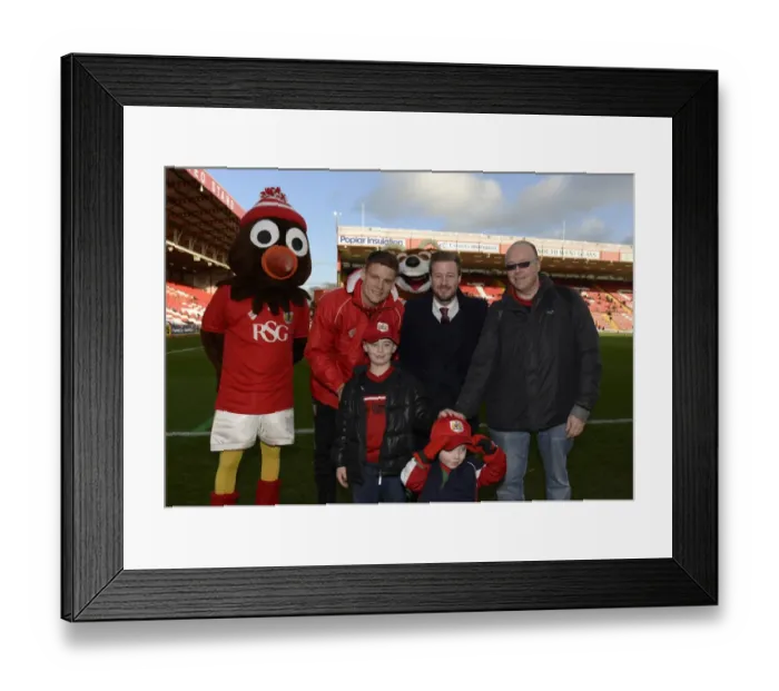 Framed Print : Bristol City vs AFC Telford United in FA Cup: Intense Moment at Ashton Gate