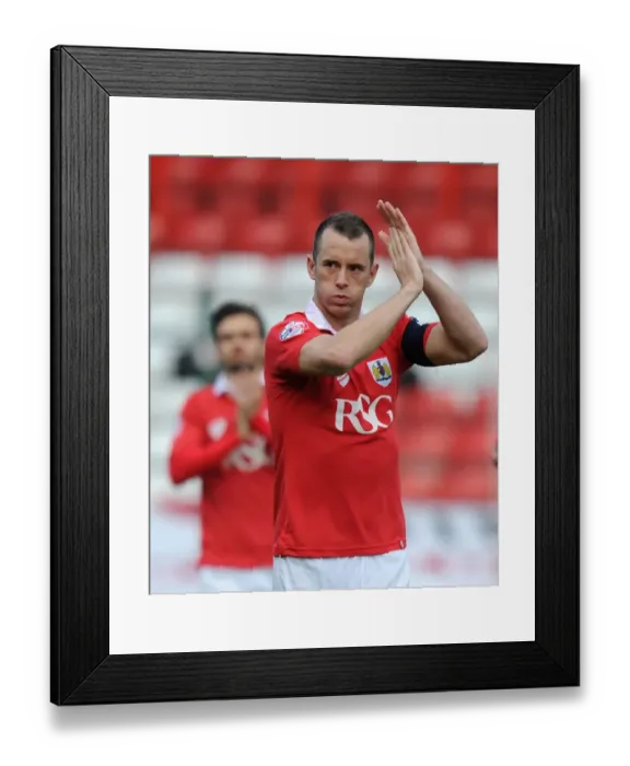 Framed Print : Bristol City's Captain Wilbraham Acknowledges Supporters Before FA Cup Match Against AFC Telford