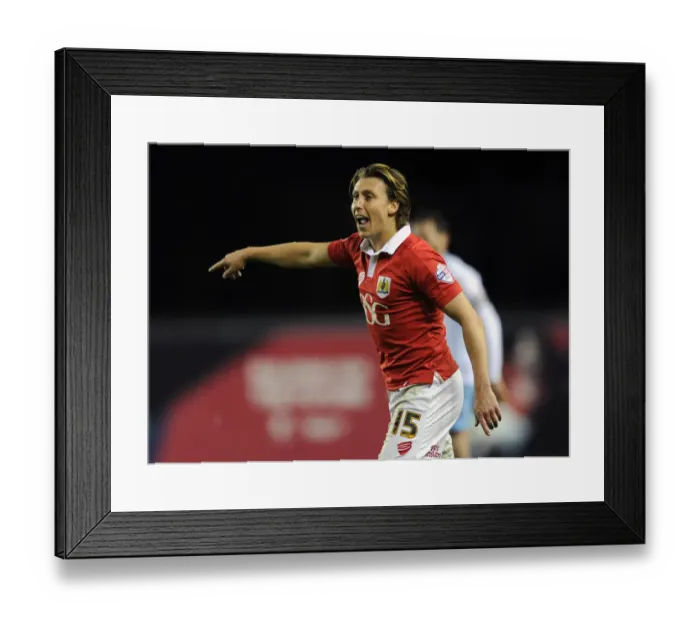 Framed Print : Luke Freeman in Action: Bristol City vs Coventry City, Johnstones Paint Trophy at Ashton Gate Stadium Framed Print : Luke Freeman in Action: Bristol City vs Coventry City, Johnstones Paint Trophy at Ashton Gate Stadium