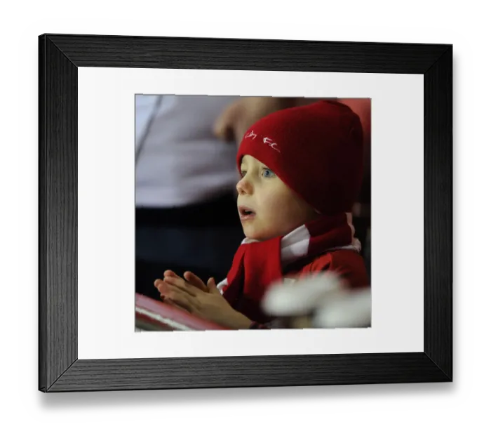 Framed Print : Bristol City vs Coventry City: A Battle in the Johnstones Paint Trophy at Ashton Gate Stadium Framed Print : Bristol City vs Coventry City: A Battle in the Johnstones Paint Trophy at Ashton Gate Stadium