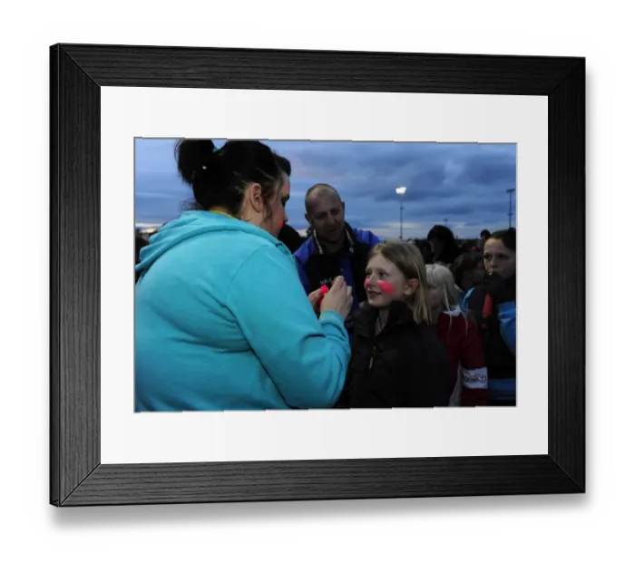 Framed Print : Bristol City FC: Fan Face Painting at Half Time - Bristol Academy vs. Chelsea Ladies, 2014 Framed Print : Bristol City FC: Fan Face Painting at Half Time - Bristol Academy vs. Chelsea Ladies, 2014