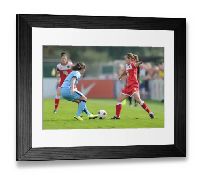 Framed Print : Bristol Academy's Loren Dykes in Action during Women's Super League Match against Manchester City Framed Print : Bristol Academy's Loren Dykes in Action during Women's Super League Match against Manchester City