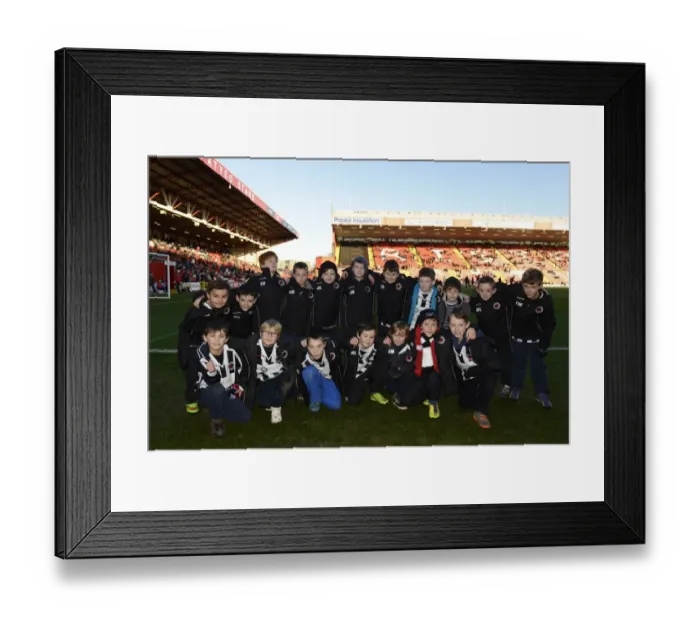 Framed Print : Sky Bet League One Showdown: Bristol City vs Crawley Town at Ashton Gate - December 13, 2014 Framed Print : Sky Bet League One Showdown: Bristol City vs Crawley Town at Ashton Gate - December 13, 2014