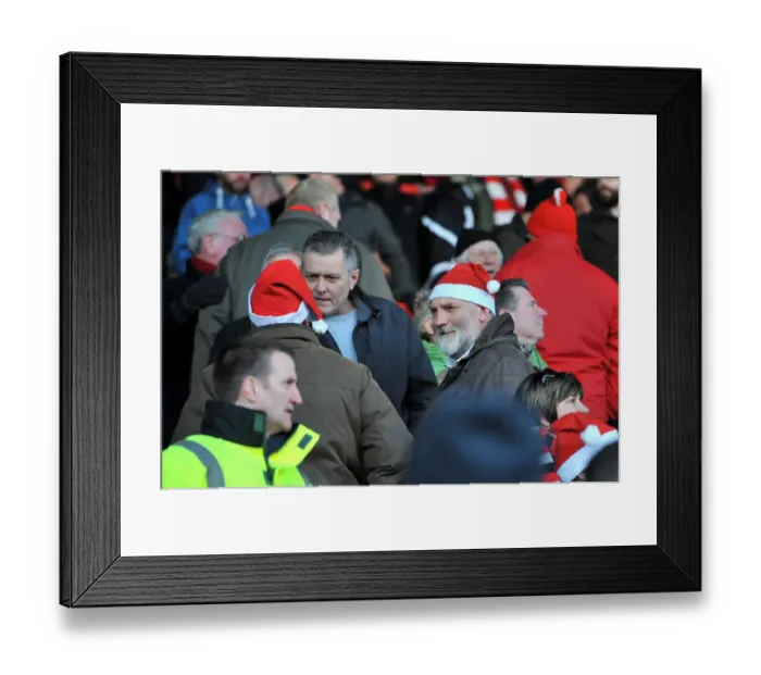 Framed Print : Bristol City vs Crawley Town: Sky Bet League One Battle at Ashton Gate (December 13, 2014)