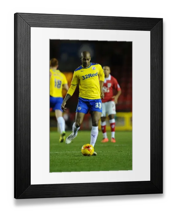 Framed Print : Bristol City vs Crawley Town: Marvin Elliott Reunions at Ashton Gate, League One Football Match Framed Print : Bristol City vs Crawley Town: Marvin Elliott Reunions at Ashton Gate, League One Football Match