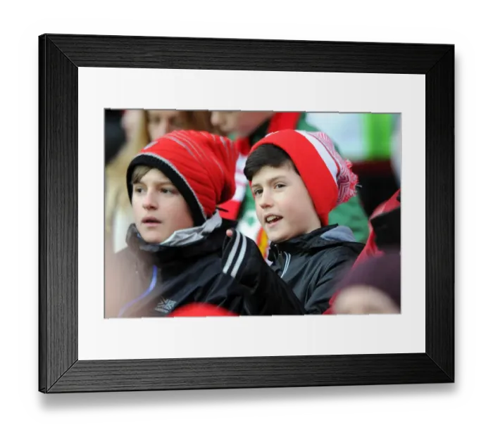 Framed Print : Bristol City Fans in Full Force: Sky Bet League One Match against Yeovil Town at Ashton Gate (December 2014) Framed Print : Bristol City Fans in Full Force: Sky Bet League One Match against Yeovil Town at Ashton Gate (December 2014)