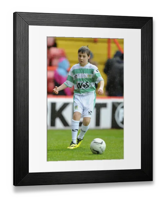 Framed Print : Intense Rivalry: Bristol City vs Yeovil Town Football Showdown at Ashton Gate