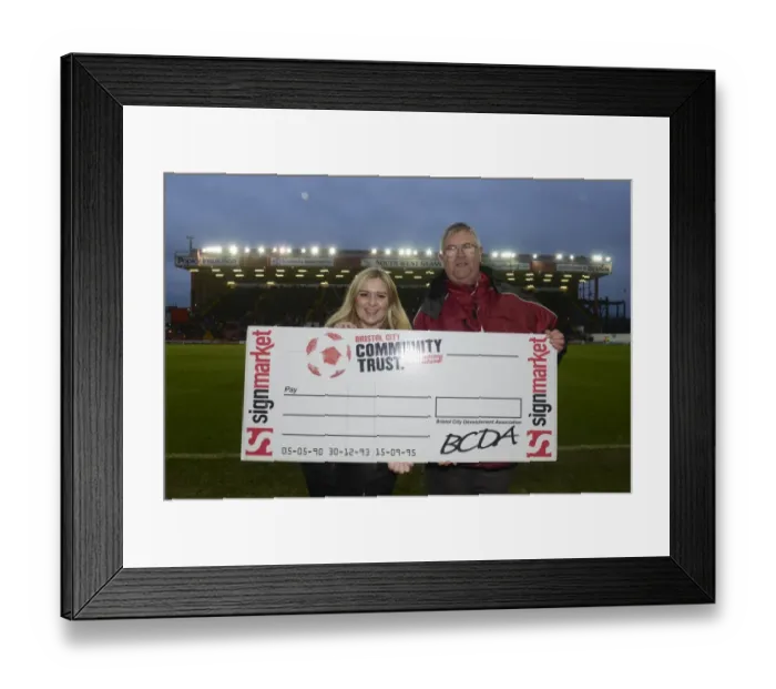 Framed Print : Bristol City vs Yeovil Town Draw at Ashton Gate - Sky Bet League One Football Match, December 2014 Framed Print : Bristol City vs Yeovil Town Draw at Ashton Gate - Sky Bet League One Football Match, December 2014