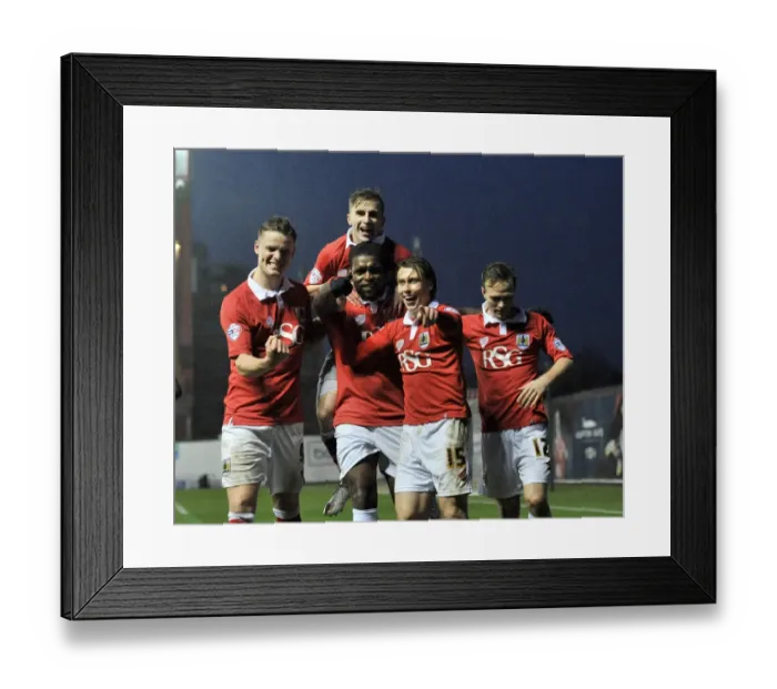 Framed Print : Bristol City: Jay Emmanuel-Thomas's Goal Celebration vs. Yeovil Town (December 2014) Framed Print : Bristol City: Jay Emmanuel-Thomas's Goal Celebration vs. Yeovil Town (December 2014)