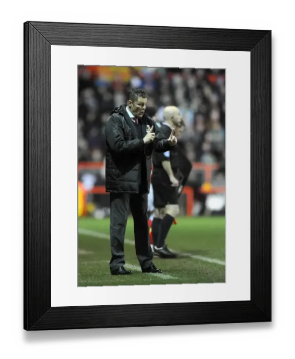 Framed Print : Steve Cotterill Leads Bristol City Against Yeovil Town, Ashton Gate, 2014 Framed Print : Steve Cotterill Leads Bristol City Against Yeovil Town, Ashton Gate, 2014