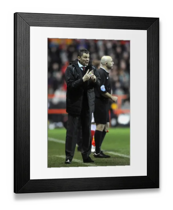 Framed Print : Steve Cotterill Leads Bristol City Against Yeovil Town at Ashton Gate, December 2014 - Football Match