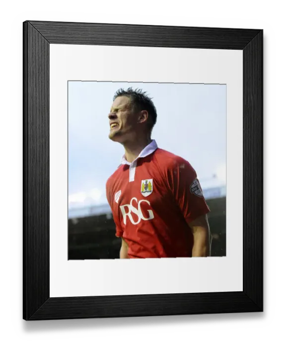Framed Print : Matt Smith's Goal Celebration: Bristol City's Victory Over Yeovil Town, December 2014 Framed Print : Matt Smith's Goal Celebration: Bristol City's Victory Over Yeovil Town, December 2014