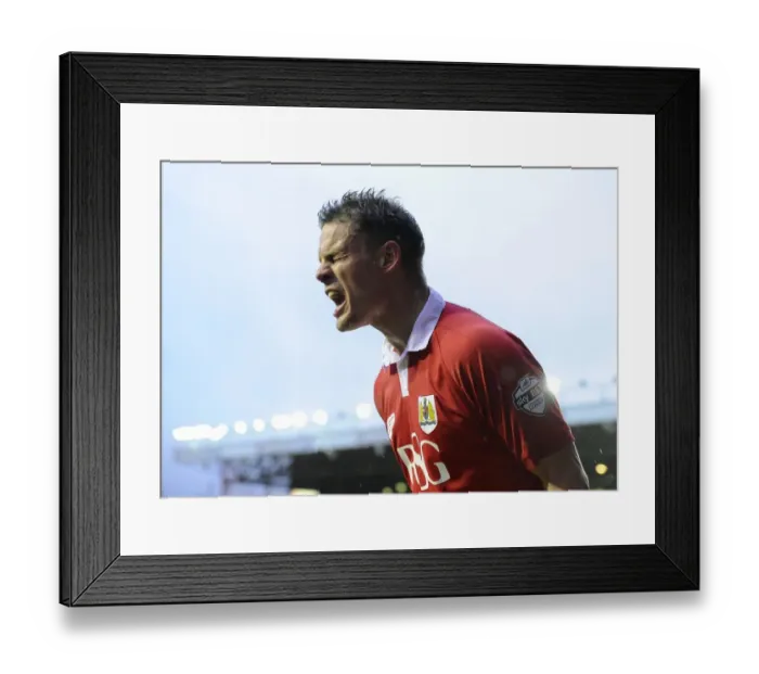 Framed Print : Matt Smith's Euphoric Goal: Bristol City's Triumph Over Yeovil Town (December 2014) Framed Print : Matt Smith's Euphoric Goal: Bristol City's Triumph Over Yeovil Town (December 2014)