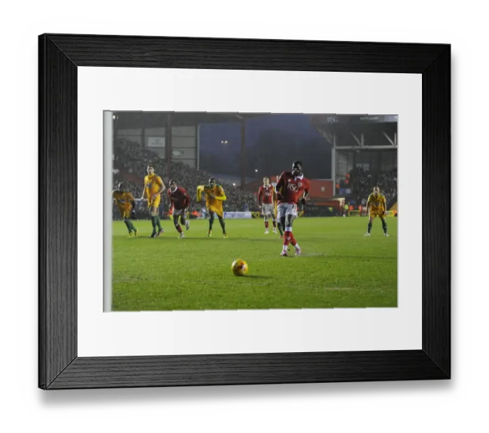 Framed Print : Bristol City's Jay Emmanuel-Thomas Scores Penalty Against Yeovil Town, Sky Bet League One, Ashton Gate Framed Print : Bristol City's Jay Emmanuel-Thomas Scores Penalty Against Yeovil Town, Sky Bet League One, Ashton Gate
