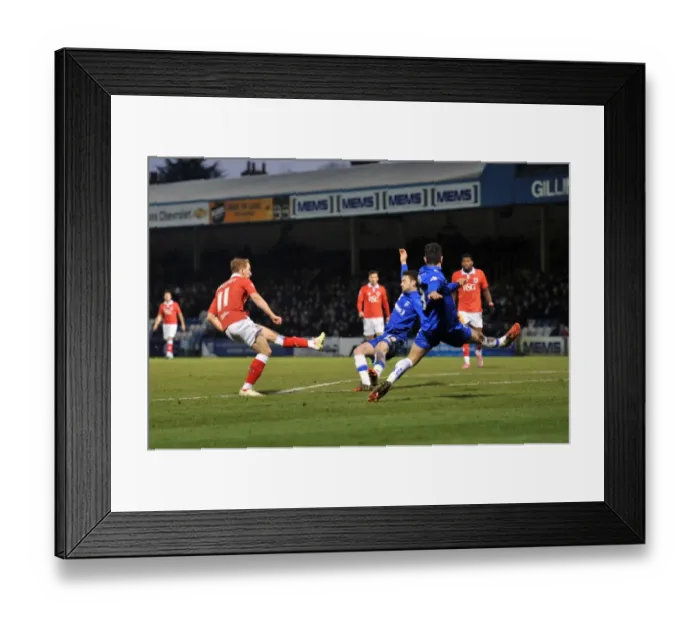 Framed Print : Bristol City's Scott Wagstaff Scores the Winning Goal against Gillingham, Sky Bet League One, December 2014 Framed Print : Bristol City's Scott Wagstaff Scores the Winning Goal against Gillingham, Sky Bet League One, December 2014