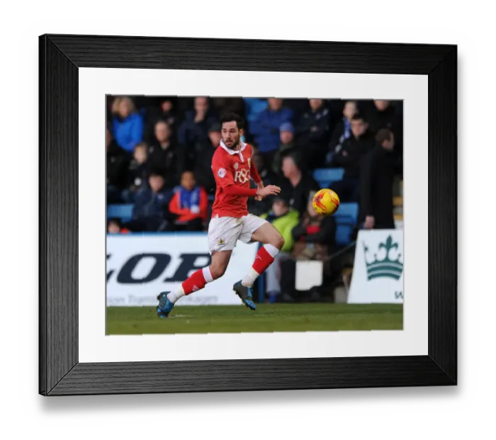 Framed Print : Greg Cunningham in Action: Bristol City vs. Gillingham, Sky Bet League One, December 2014