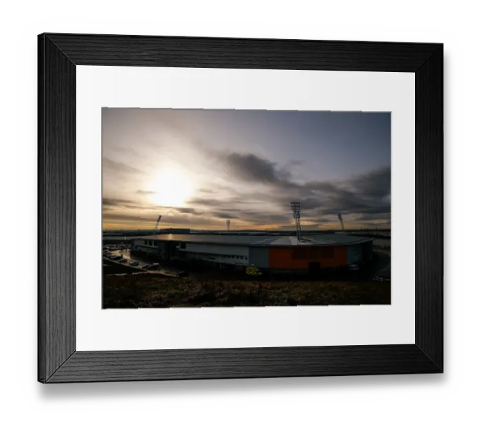 Framed Print : Bristol City at Doncaster's Keepmoat Stadium for FA Cup Third Round Proper (Doncaster v Bristol City), January 2015 Framed Print : Bristol City at Doncaster's Keepmoat Stadium for FA Cup Third Round Proper (Doncaster v Bristol City), January 2015