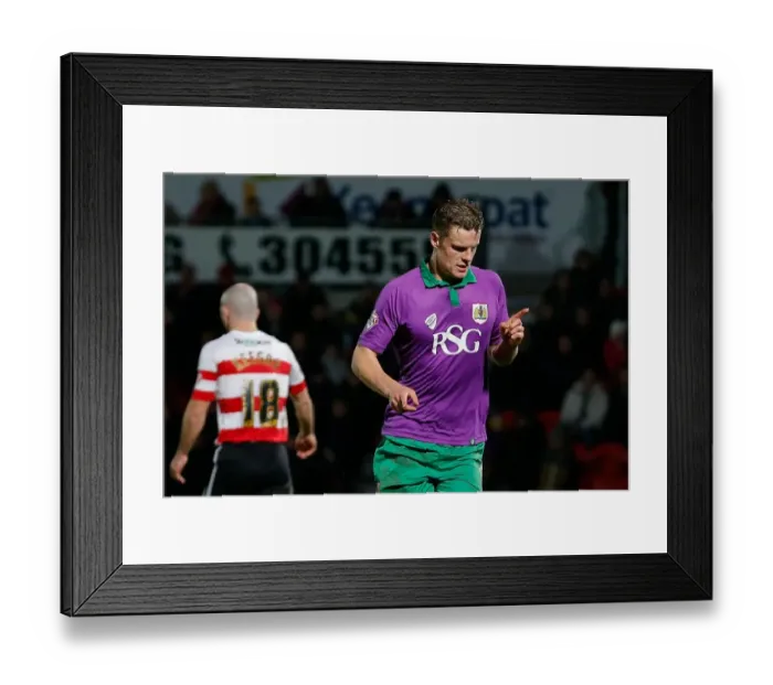 Framed Print : Matt Smith's Dramatic FA Cup Equalizer: Doncaster Rovers vs. Bristol City (2015)