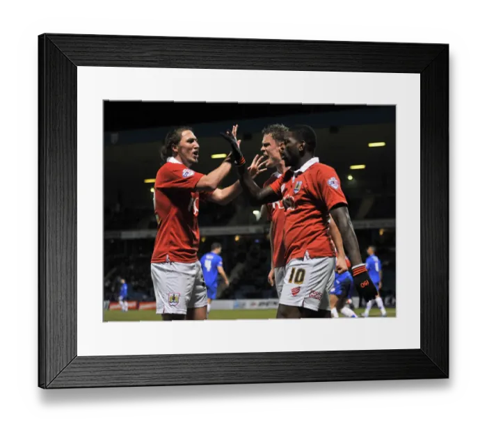 Framed Print : Bristol City's Matt Smith and Luke Ayling Celebrate Goal in Johnstone's Paint Trophy Area Final against Gillingham Framed Print : Bristol City's Matt Smith and Luke Ayling Celebrate Goal in Johnstone's Paint Trophy Area Final against Gillingham