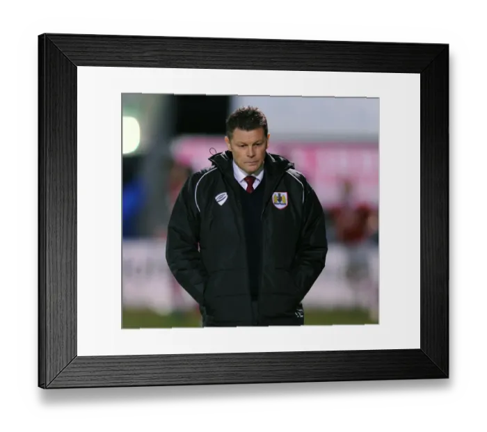 Framed Print : Steve Cotterill and Bristol City Reach Johnstone's Paint Trophy Area Final at Gillingham's Priestfield Stadium (06.01.2015) Framed Print : Steve Cotterill and Bristol City Reach Johnstone's Paint Trophy Area Final at Gillingham's Priestfield Stadium (06.01.2015)