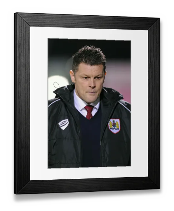 Framed Print : Steve Cotterill and Bristol City in Johnstone's Paint Trophy Area Final at Gillingham's Priestfield Stadium (06.01.2015) Framed Print : Steve Cotterill and Bristol City in Johnstone's Paint Trophy Area Final at Gillingham's Priestfield Stadium (06.01.2015)