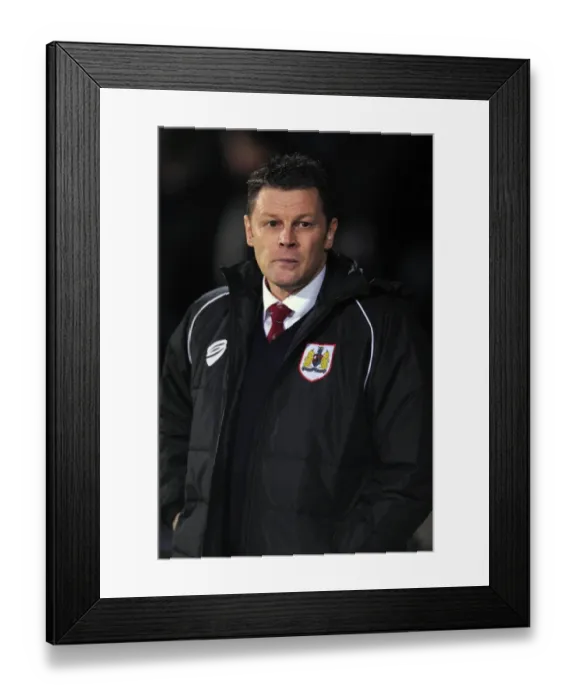 Framed Print : Steve Cotterill Leads Bristol City in Johnstone's Paint Trophy Area Final at Gillingham's Priestfield Stadium, 06.01.2015 Framed Print : Steve Cotterill Leads Bristol City in Johnstone's Paint Trophy Area Final at Gillingham's Priestfield Stadium, 06.01.2015