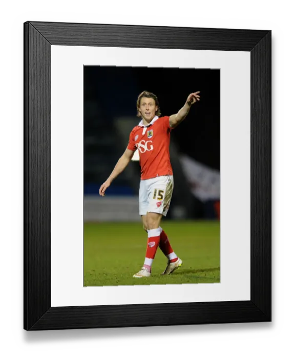 Framed Print : Bristol City's Luke Freeman in Action against Gillingham at Priestfield Stadium, Johnstone's Paint Trophy Area Final (06 / 01 / 2015)