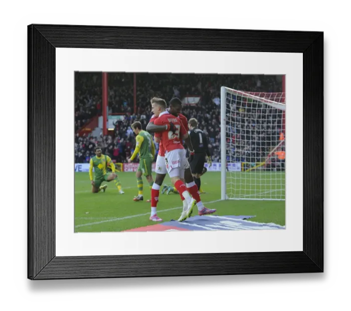 Framed Print : Bristol City: Bryan and Emmanuel-Thomas Celebrate Goal vs. Notts County (January 10, 2015)