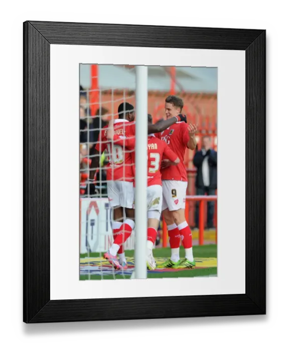 Framed Print : Bryan, Emmanuel-Thomas, and Smith: Triumphant Moment as Bristol City Scores Against Notts County Framed Print : Bryan, Emmanuel-Thomas, and Smith: Triumphant Moment as Bristol City Scores Against Notts County