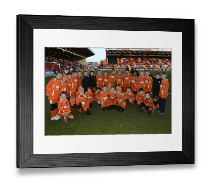 Framed Print : Bristol City vs Notts County Clash in Sky Bet League One, January 2015 Framed Print : Bristol City vs Notts County Clash in Sky Bet League One, January 2015