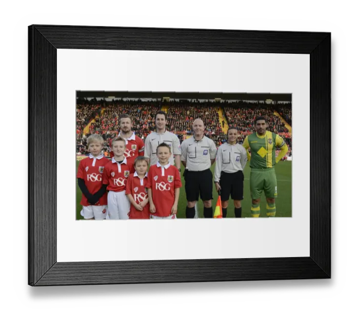 Framed Print : Intense Clash in Sky Bet League One: Bristol City vs Notts County at Ashton Gate Stadium (January 10, 2015) Framed Print : Intense Clash in Sky Bet League One: Bristol City vs Notts County at Ashton Gate Stadium (January 10, 2015)