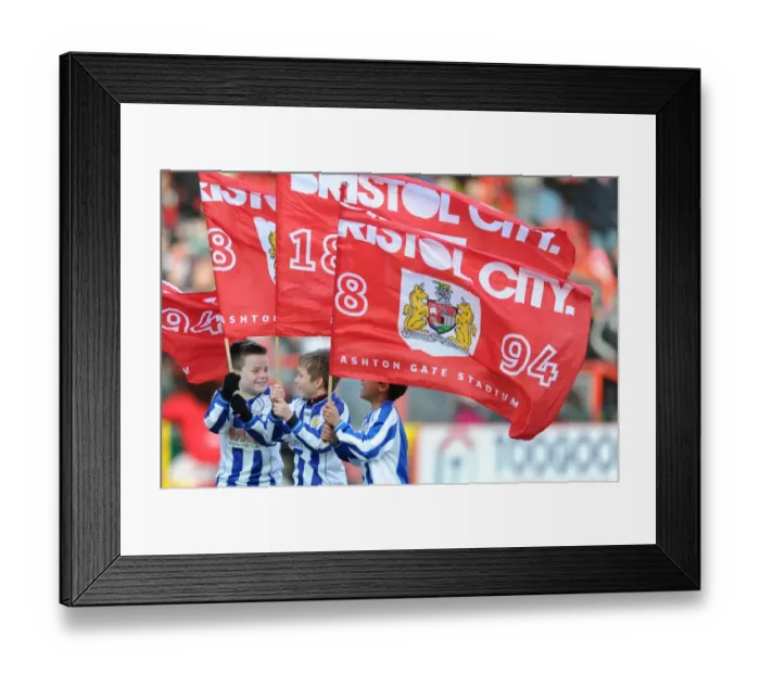 Framed Print : Bristol City FC Honors Notts County with Guard of Honor in Sky Bet League One Clash at Ashton Gate Framed Print : Bristol City FC Honors Notts County with Guard of Honor in Sky Bet League One Clash at Ashton Gate