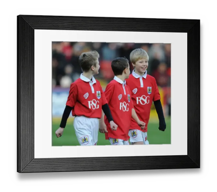Framed Print : Football Rivalry in Sky Bet League One: Bristol City vs Notts County Clash at Ashton Gate (January 10, 2015) - Bristol City vs Notts County, Sky Bet League One Match, Ashton Gate Stadium Framed Print : Football Rivalry in Sky Bet League One: Bristol City vs Notts County Clash at Ashton Gate (January 10, 2015) - Bristol City vs Notts County, Sky Bet League One Match, Ashton Gate Stadium