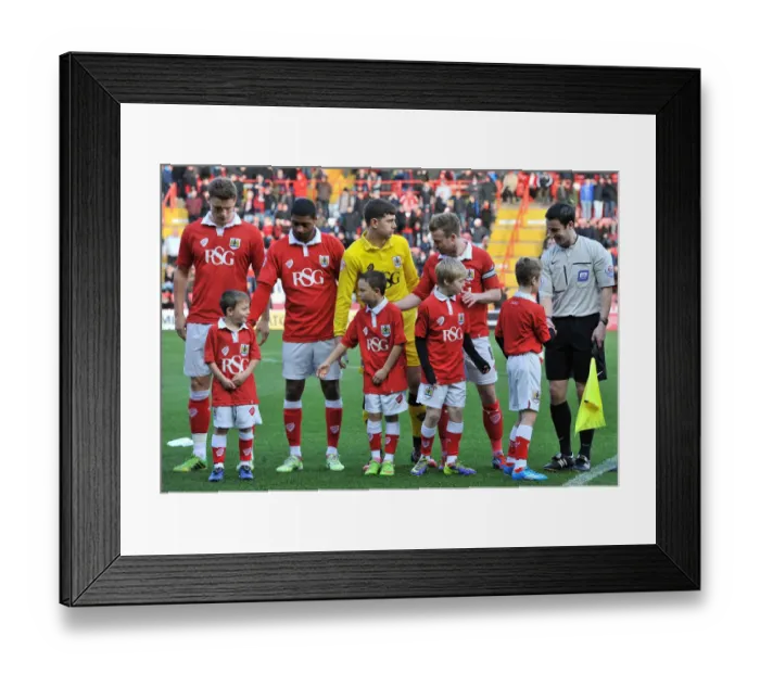 Framed Print : Rivalry on the Pitch: Bristol City vs Notts County in Sky Bet League One Framed Print : Rivalry on the Pitch: Bristol City vs Notts County in Sky Bet League One