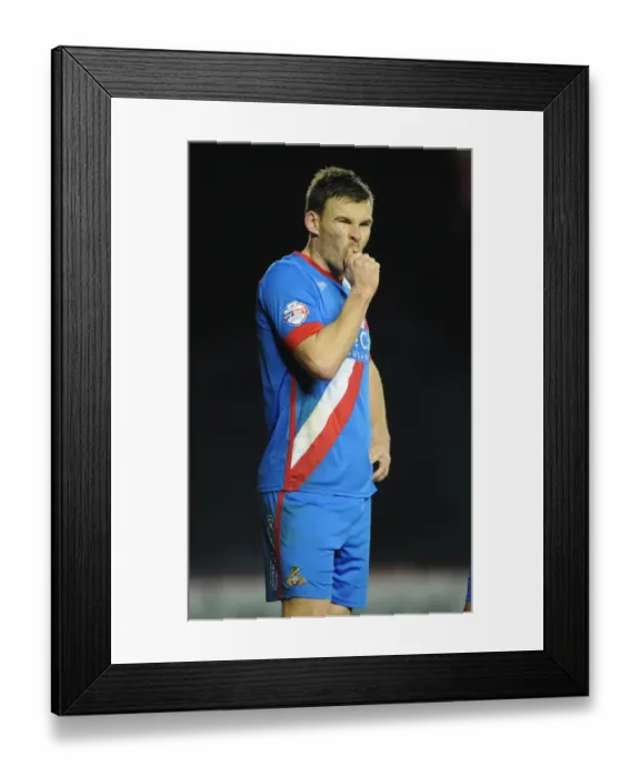 Framed Print : Dejected Player at Ashton Gate: Bristol City vs Doncaster Rovers, FA Cup Third Round Replay Framed Print : Dejected Player at Ashton Gate: Bristol City vs Doncaster Rovers, FA Cup Third Round Replay