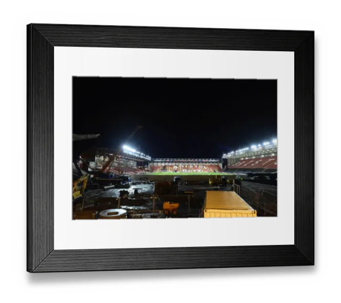 Framed Print : Bristol City vs Doncaster Rovers at Ashton Gate Stadium during FA Cup Third Round Replay (January 13, 2015) Framed Print : Bristol City vs Doncaster Rovers at Ashton Gate Stadium during FA Cup Third Round Replay (January 13, 2015)