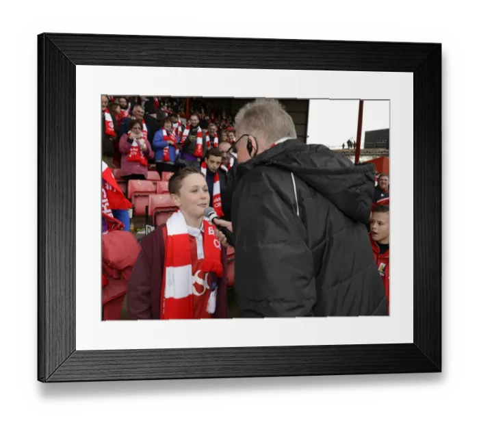 Framed Print : Tense Half Time Moment at Ashton Gate: Bristol City vs West Ham United, FA Cup Fourth Round