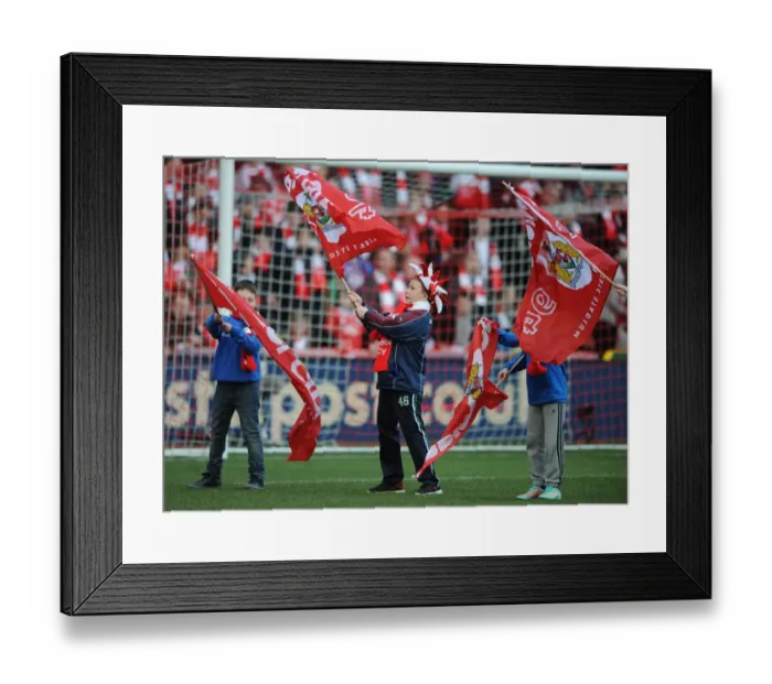 Framed Print : Bristol City Welcomes West Ham United: FA Cup Fourth Round at Ashton Gate