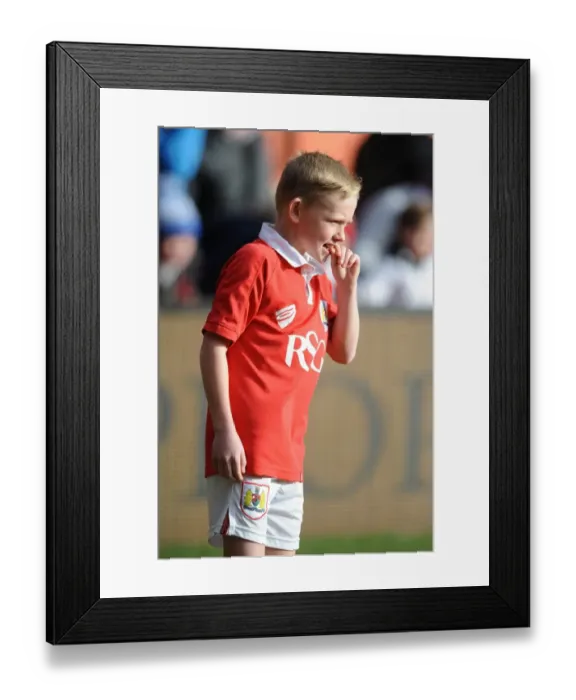 Framed Print : Thrilling FA Cup Showdown: Bristol City vs. West Ham United at Ashton Gate