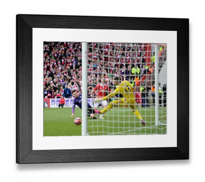 Framed Print : Bristol City's Joe Bryan Narrowly Misses Goal vs. West Ham United - FA Cup Fourth Round, Ashton Gate
