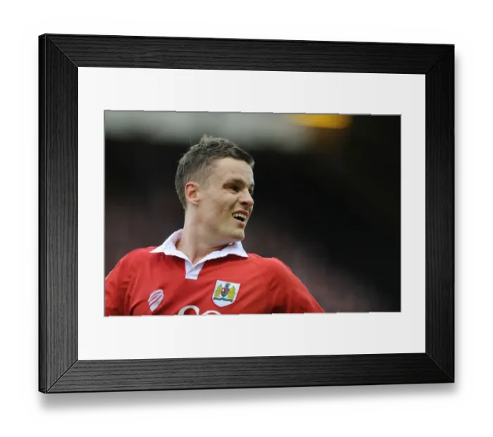 Framed Print : Matt Smith in Action: Bristol City vs West Ham United, FA Cup Fourth Round, Ashton Gate Framed Print : Matt Smith in Action: Bristol City vs West Ham United, FA Cup Fourth Round, Ashton Gate