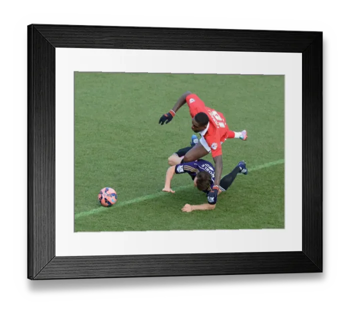 Framed Print : Mark Noble Fouls Jay Emmanuel-Thomas: FA Cup Fourth Round Clash Between Bristol City and West Ham United Framed Print : Mark Noble Fouls Jay Emmanuel-Thomas: FA Cup Fourth Round Clash Between Bristol City and West Ham United