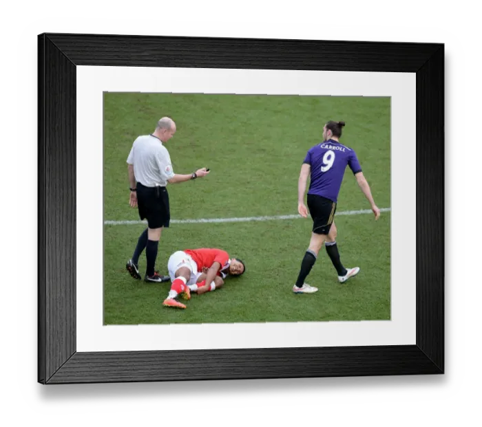 Framed Print : Bristol City vs West Ham: Korey Smith Fouls Andy Carroll Framed Print : Bristol City vs West Ham: Korey Smith Fouls Andy Carroll