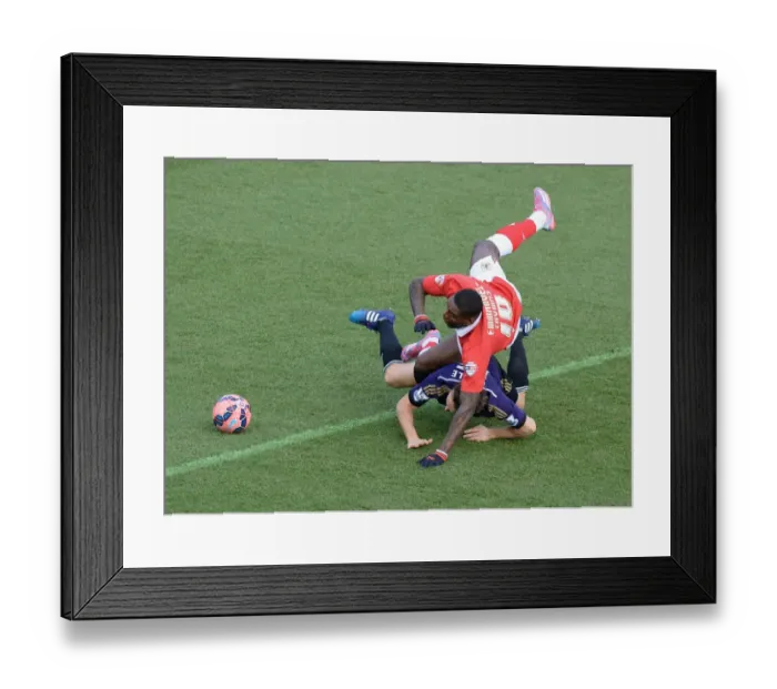 Framed Print : Noble Foul: Emmanuel-Thomas vs. Noble in FA Cup Clash between Bristol City and West Ham United Framed Print : Noble Foul: Emmanuel-Thomas vs. Noble in FA Cup Clash between Bristol City and West Ham United