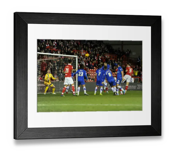 Framed Print : Matt Smith Scores the Opener: Bristol City vs Gillingham, Johnstone's Paint Trophy (January 29, 2015)