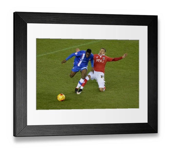 Framed Print : Bristol City vs Gillingham: Tackle Battle - James Tavernier vs Jermaine McGlashan, Johnstone's Paint Trophy Southern Area Final, 2015